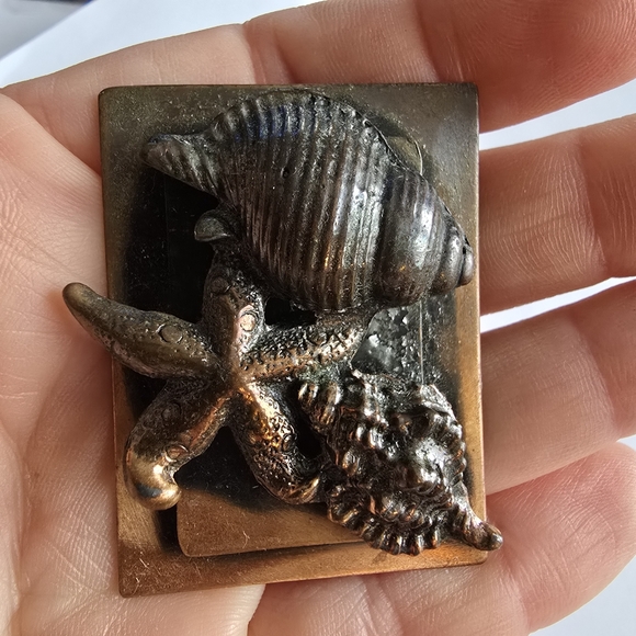 Vintage solid copper brooch pin mermaidcore ocean beach tropical sea shell - Picture 5 of 10